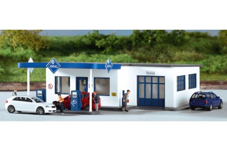 Statie de benzina ARAL, Piko 61827 HO