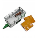 Remorca transport animale cu figurina vaca, Bruder 02227 Remorca transport animale cu figurina vaca, Bruder 02227