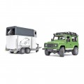 Land Rover Defender Station cu remorca de cai, BRUDER 02592