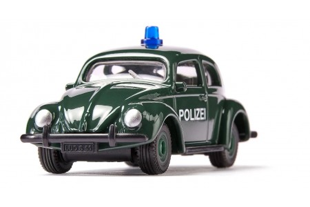 Masinuta Volkswagen Beetle Politie, Siku metal